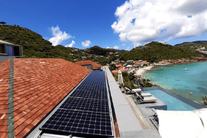 Electrification par le solaire d'une habitation sur l'île de Saint-Barthélemy 